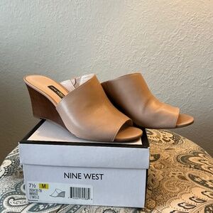 Nine West slide